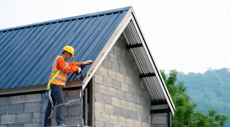 Expert Emergency Roof Repairs services in Arpin, WI